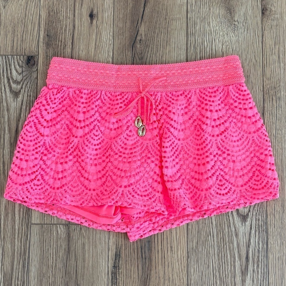NWT Lilly Pultzer Claudette Shorts In Coral Reef Scalloped Shell Lace Size XS